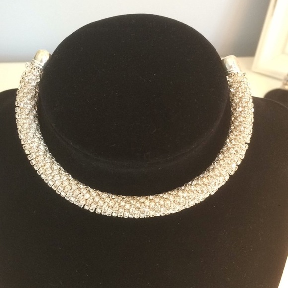 RESTOCKED! 🔥 Silver Pavé Crystal Rhinestone Cuff - Picture 4 of 5